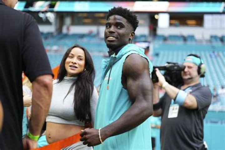 Tyreek Hill's Wife: A Look at Keeta Vaccaro's Journey and Recent Developments
